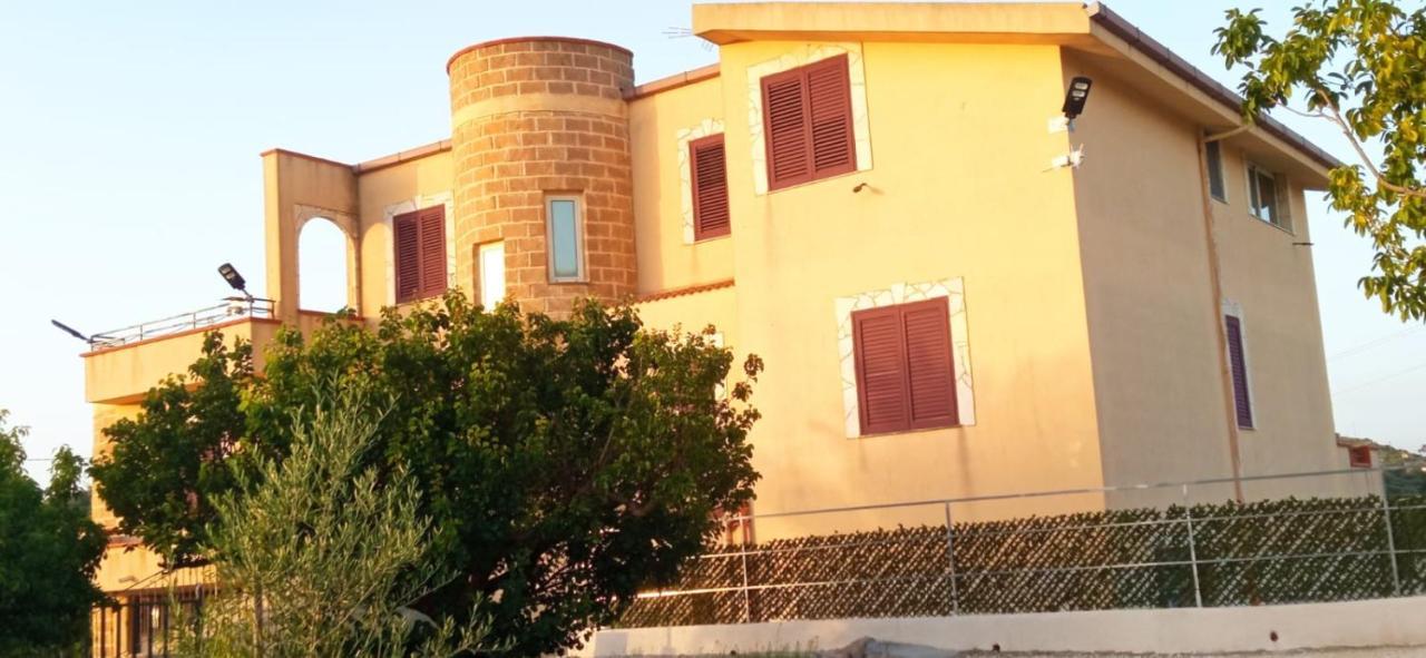 Villa Le Torri Racalmuto Bagian luar foto